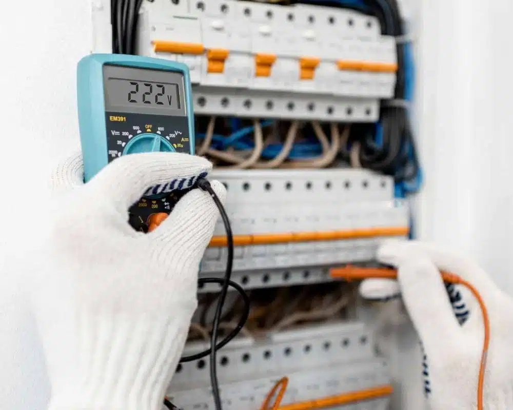 A propos de notre électricien basé à Mandelieu PMP ELEC (1) A propos | PMP ELEC